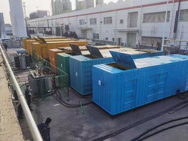 南乐380V和690V电压的电缆线相同吗?