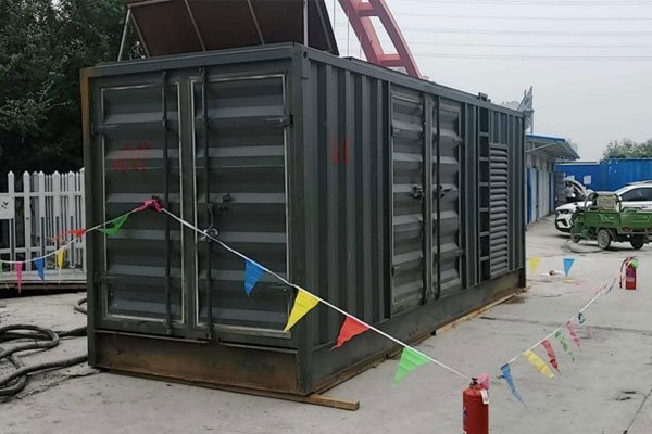 南乐发电机租赁空气滤清器多久更换一次?