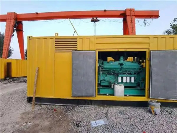 南乐冬季低温环境下，500KW发电机组应该选择什么类型的启动电瓶？